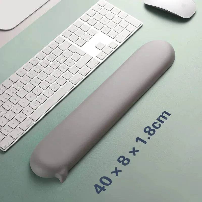 Ergonomic Silicone Wrist Pad (by HRUEDA) 2025 - Iron Phoenix GHG