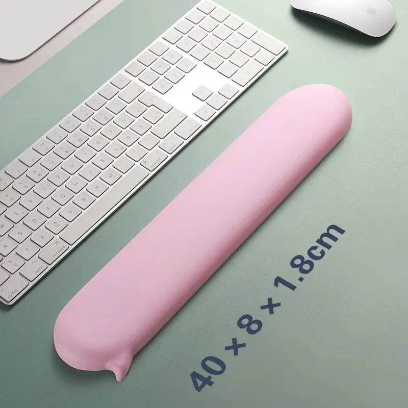 Ergonomic Silicone Wrist Pad (by HRUEDA) 2025 - Iron Phoenix GHG