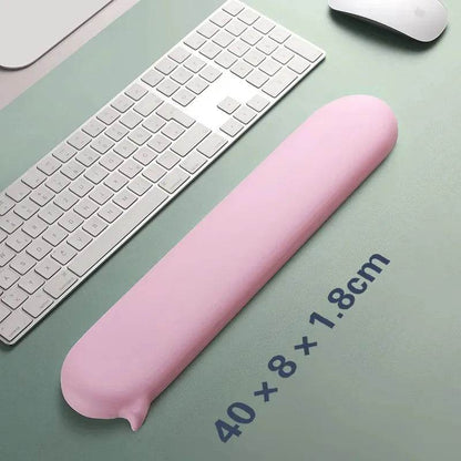 Ergonomic Silicone Wrist Pad (by HRUEDA) 2025 - Iron Phoenix GHG