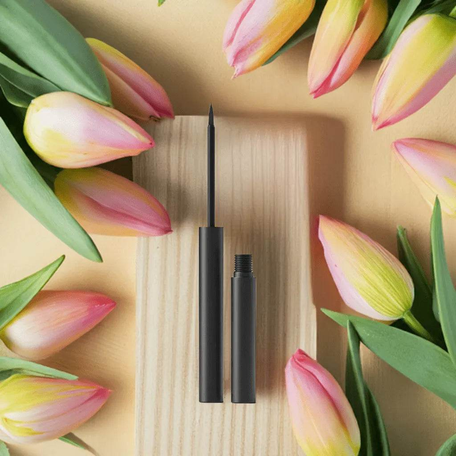 Vegan Liquid Eyeliner Pen (Black) | Gamer Glam - Iron Phoenix GHG