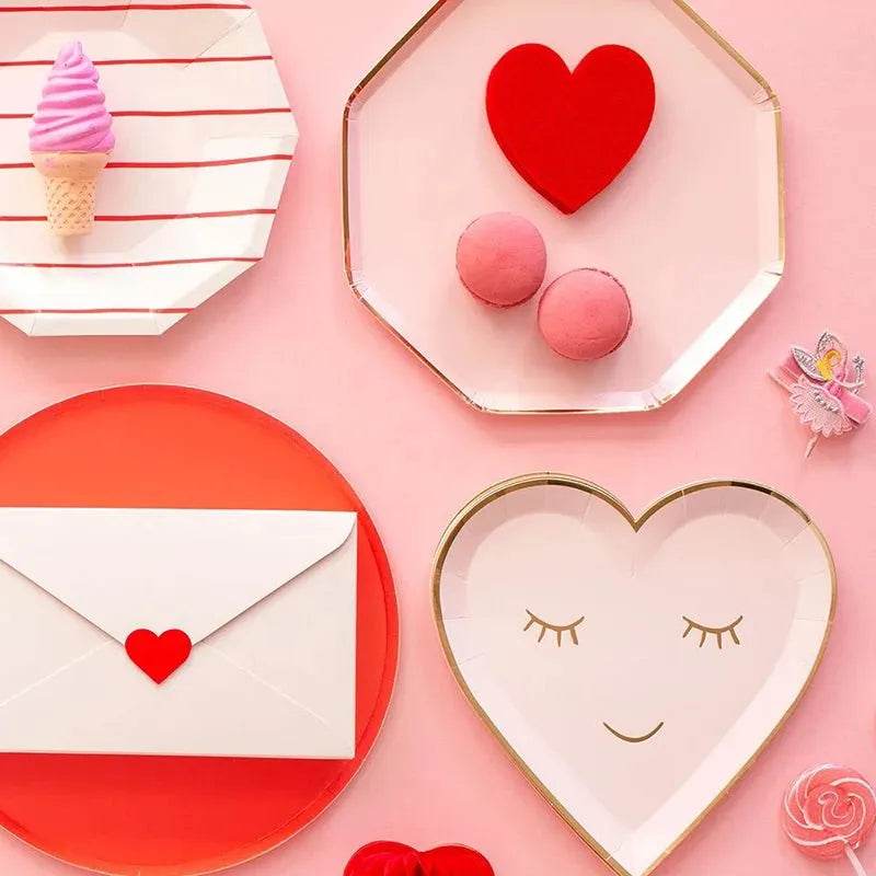 Heart-Shaped Party Tableware Set - Eco Gamer Party Gear - Iron Phoenix GHG